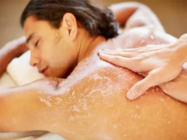 Massage with Body Scrub